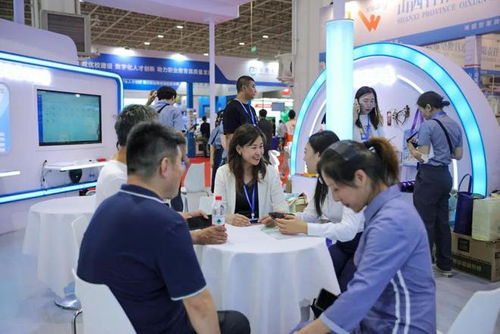 內蒙古出版集團攜手內蒙古漠尼文化，大e洋智慧教育產品閃耀內蒙古教育裝備展